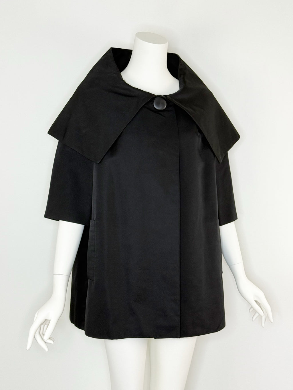 1950s black textured silk evening coat by Monte-Sano & Pruzan Pruzan
