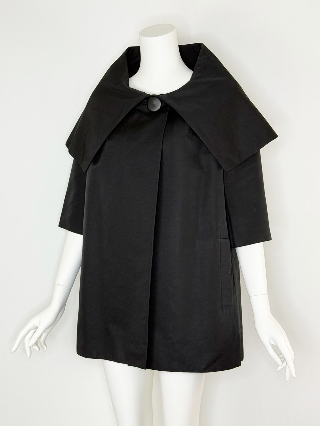 1950s black textured silk evening coat by Monte-Sano & Pruzan Pruzan