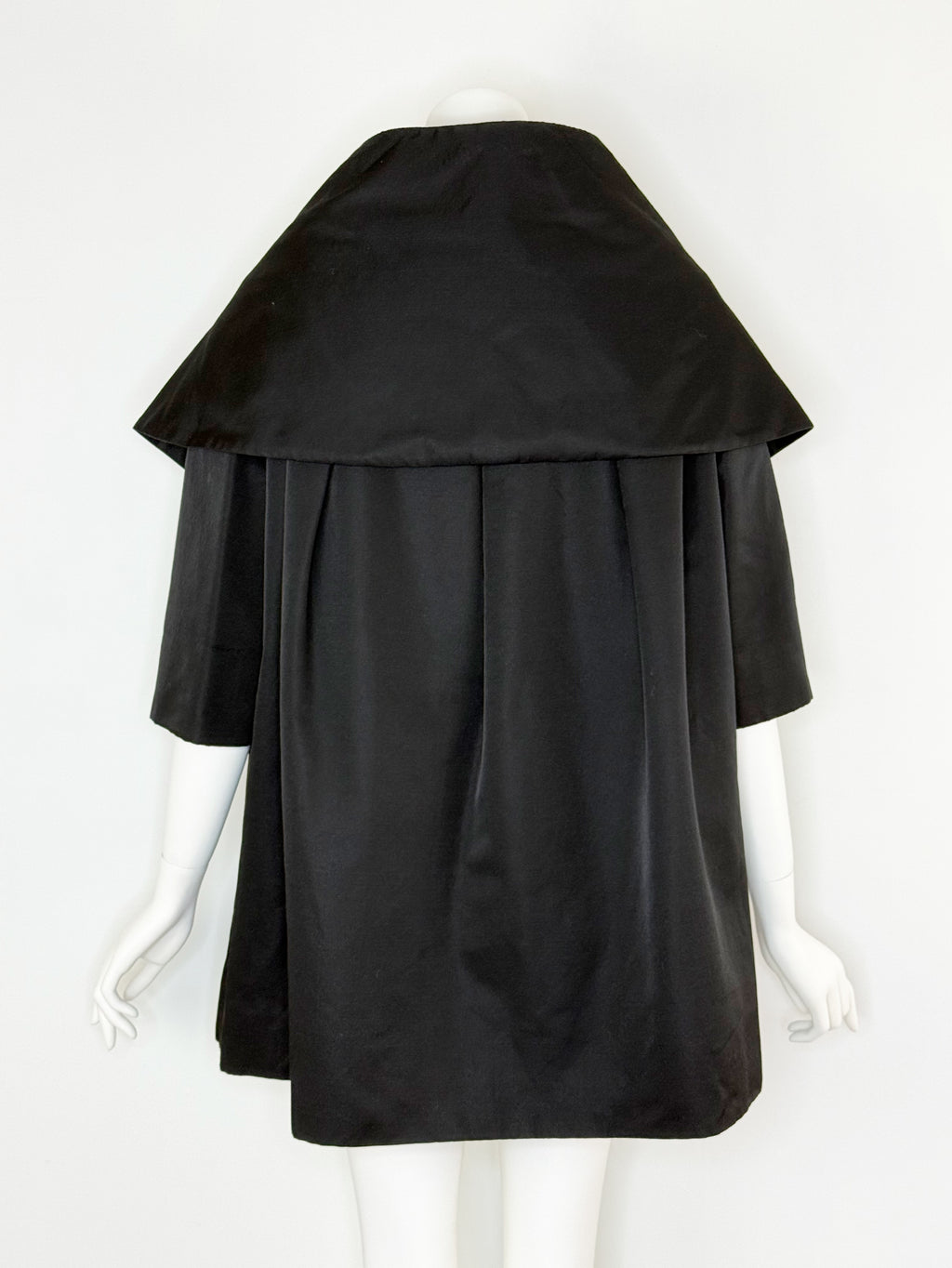 1950s black textured silk evening coat by Monte-Sano & Pruzan Pruzan